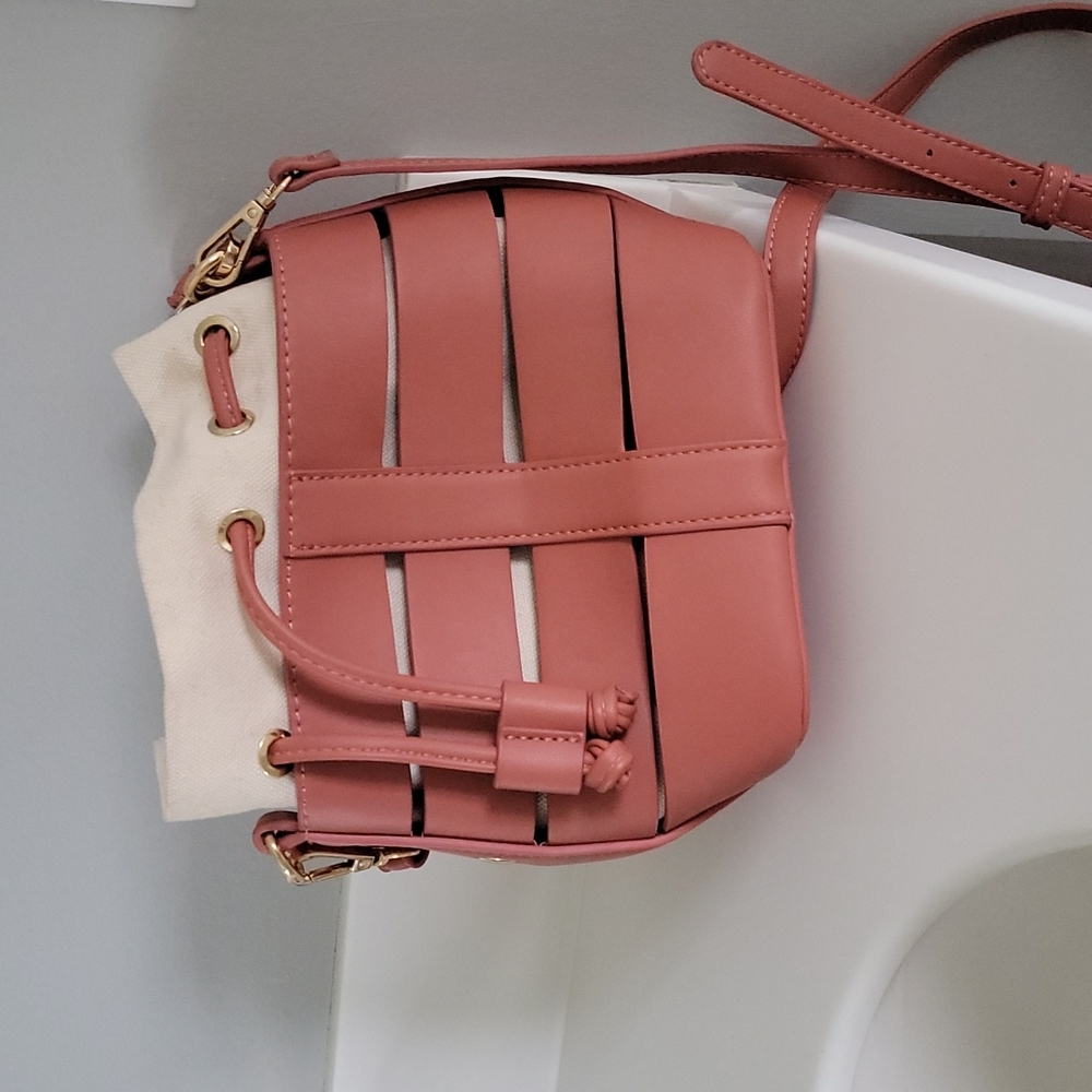 Cute pink bucket bag